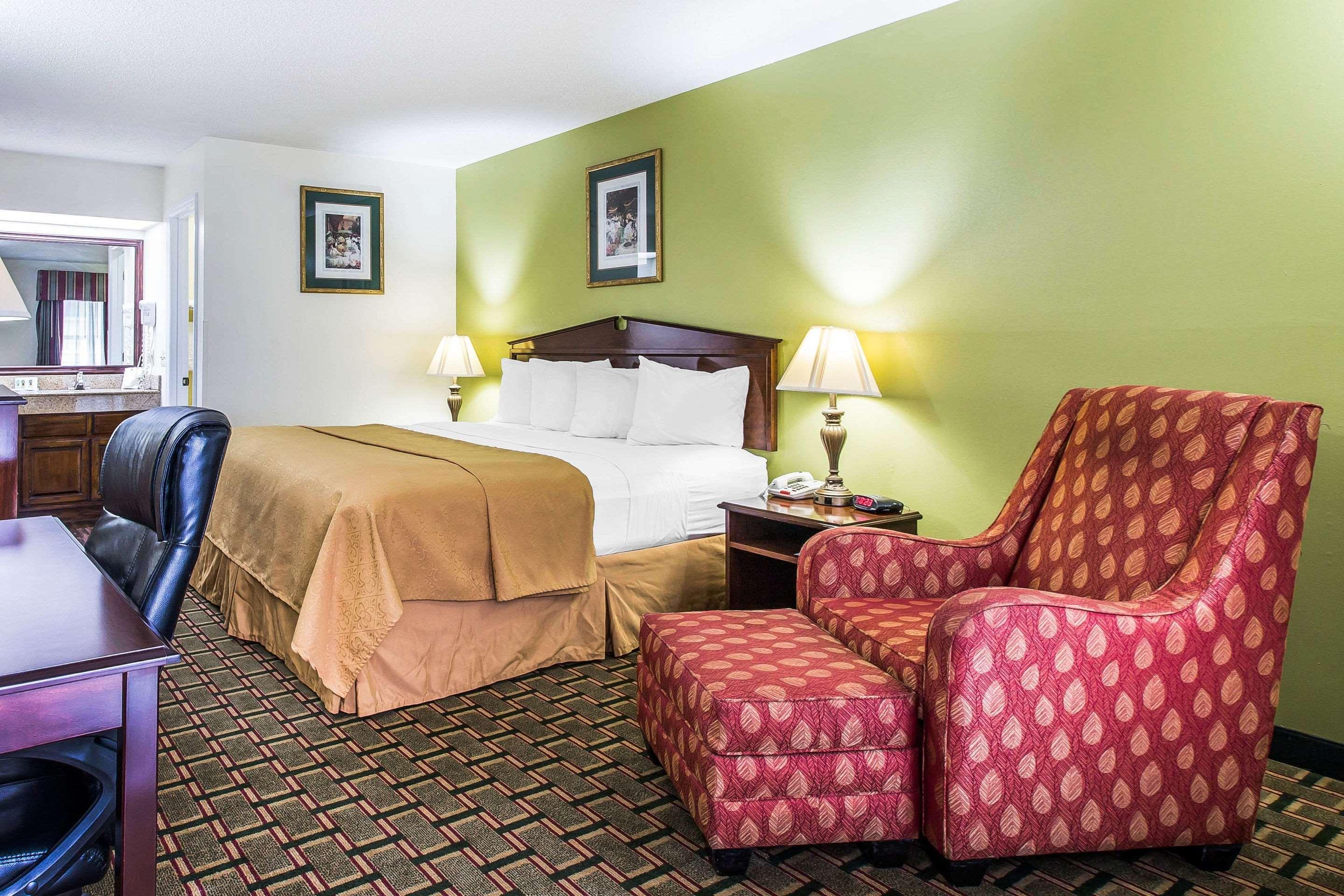 Quality Inn Eastman Bagian luar foto
