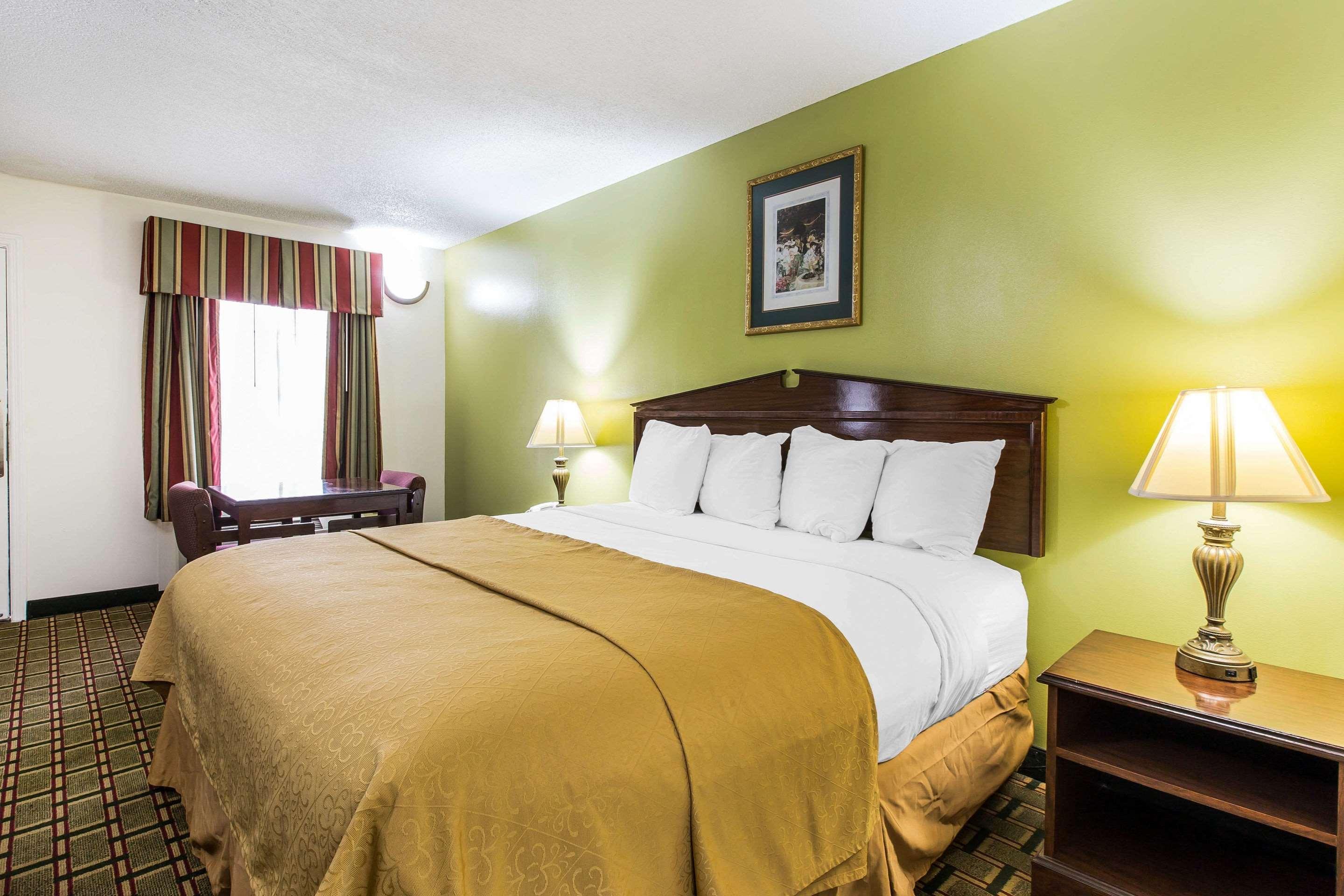 Quality Inn Eastman Bagian luar foto