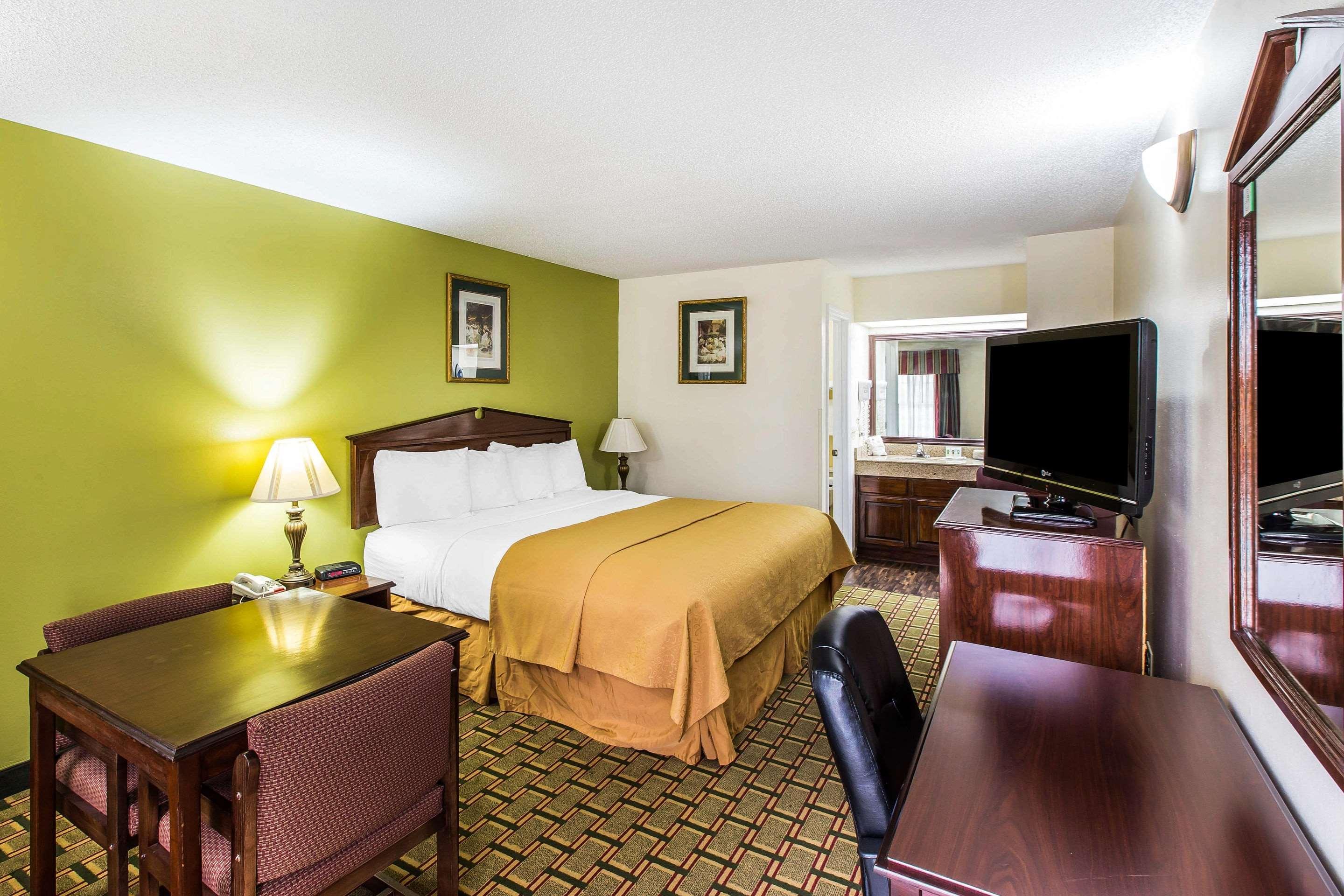 Quality Inn Eastman Bagian luar foto