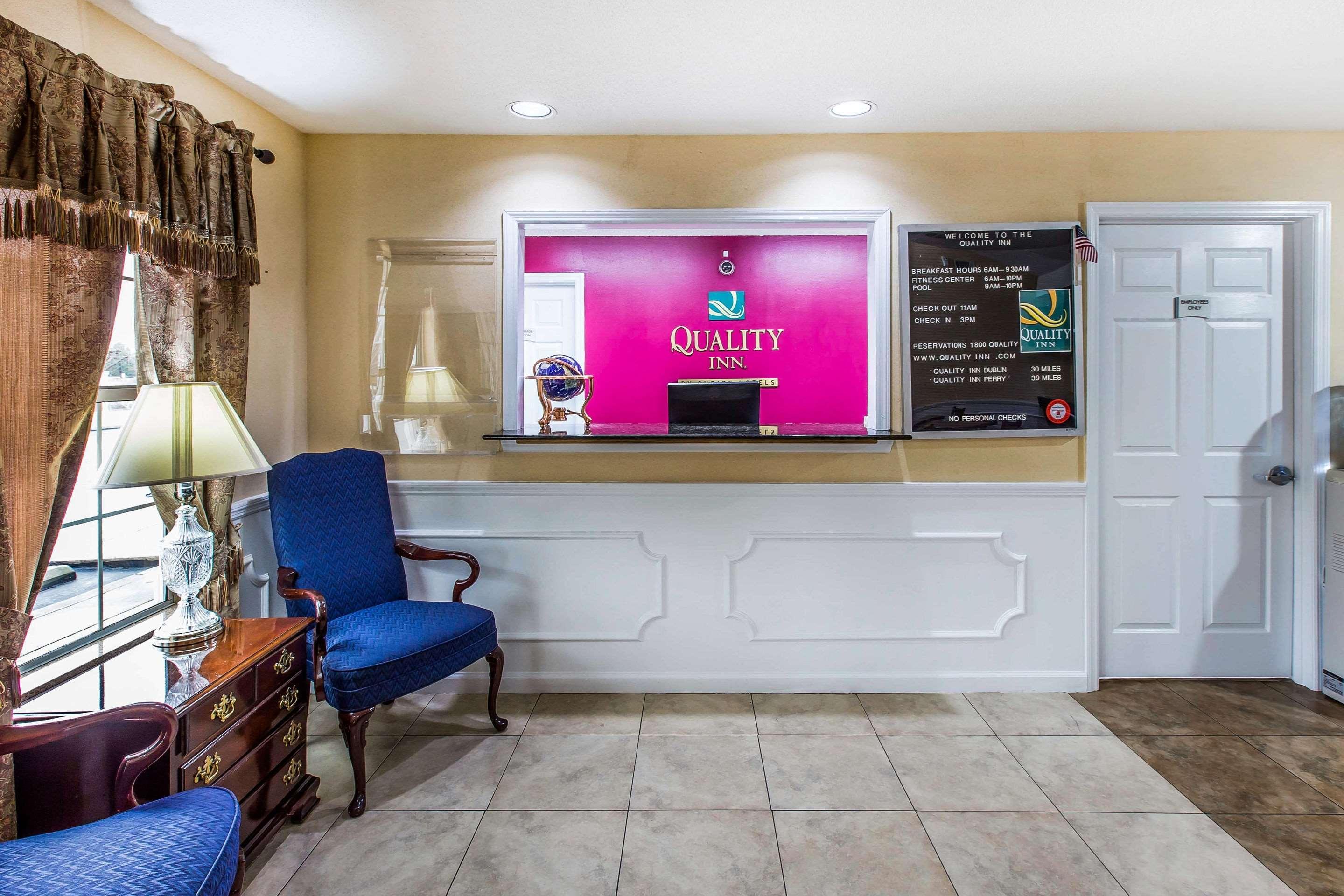 Quality Inn Eastman Bagian luar foto